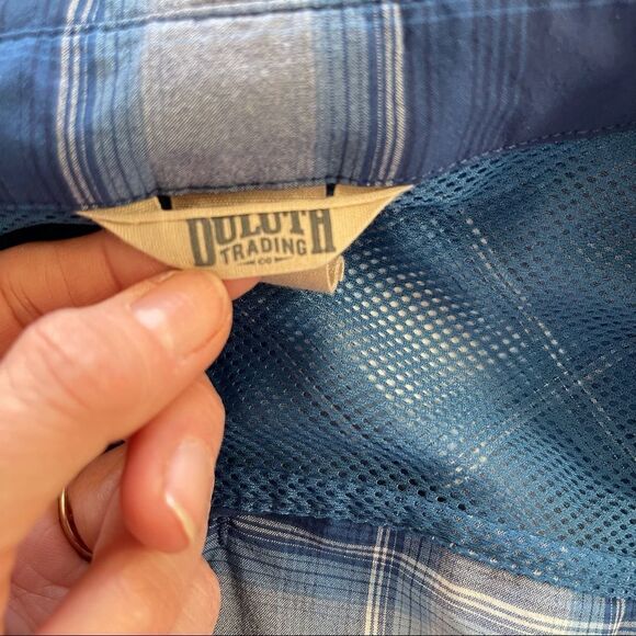 Hiking Shirt Duluth Trading Co. - Picture 8 of 8